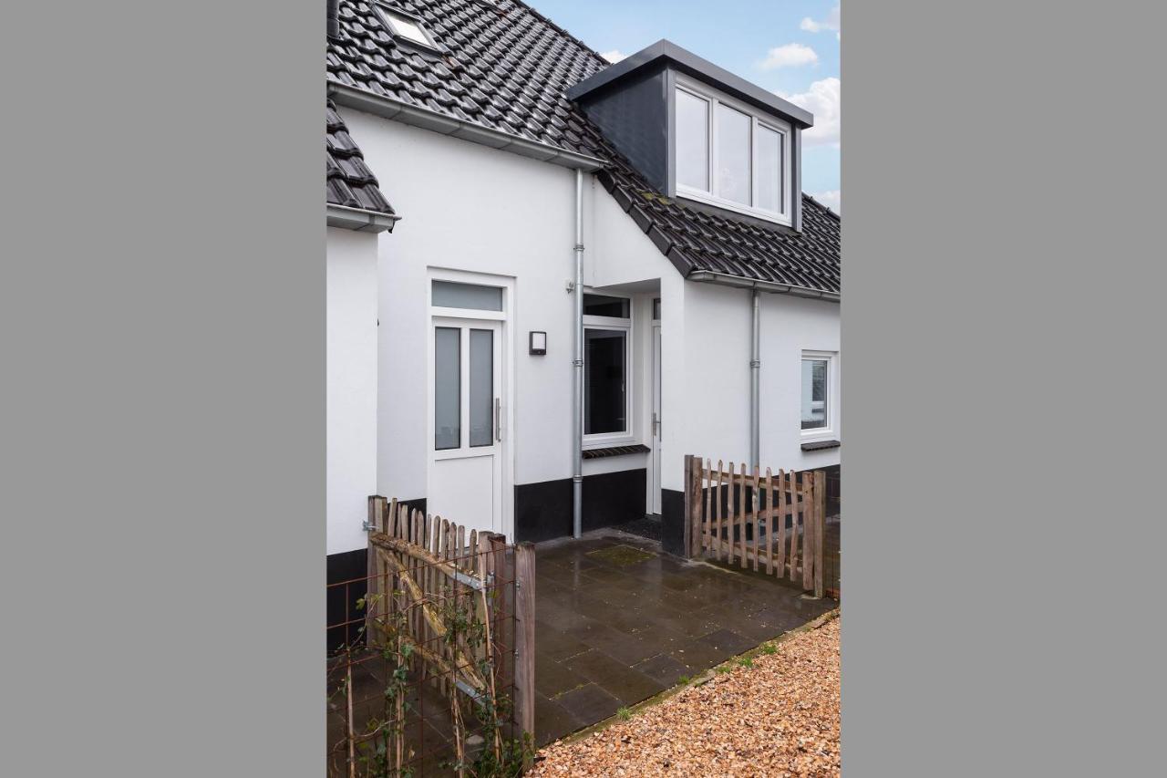 Welcome In - Bovenappartement Paviljoenwei 12-29, Sneek - Offingawier Exteriör bild
